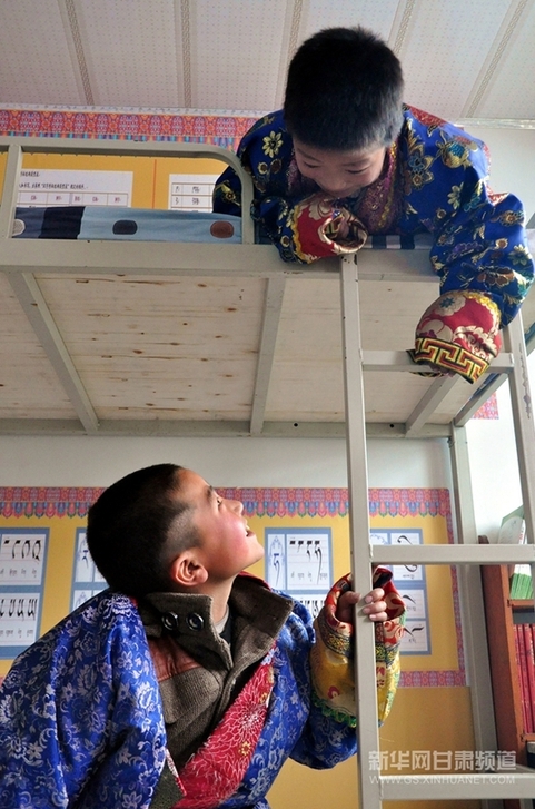 New school buildings warm Tibetan students