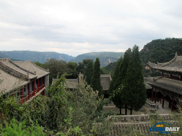 Sacred Taoist Mountain: Kongtong Mountain (Pingliang)
