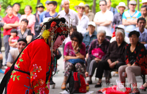 Chinese folk opera comes to Lanzhou