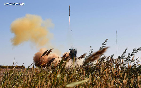 China launches commercial remote-sensing satellites