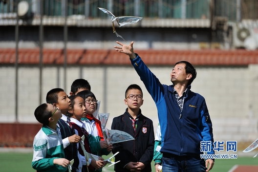 Students experience science in PE classes