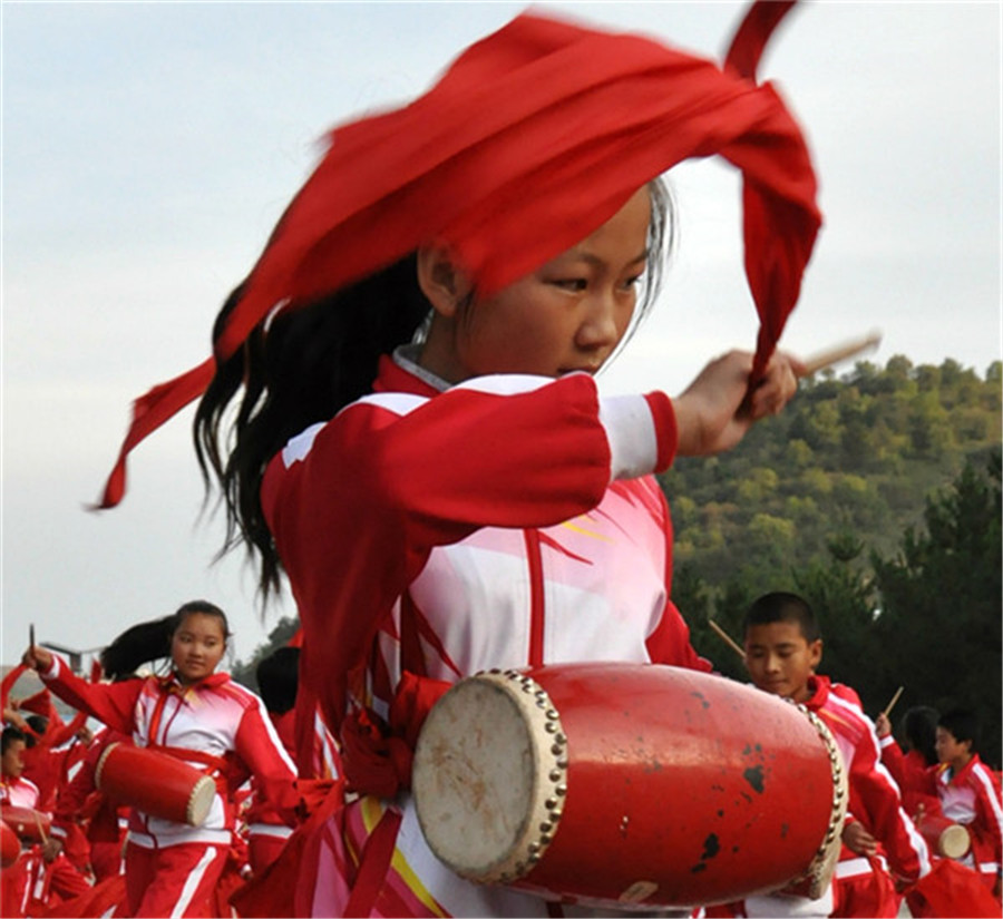 Lenin School carries on traditions