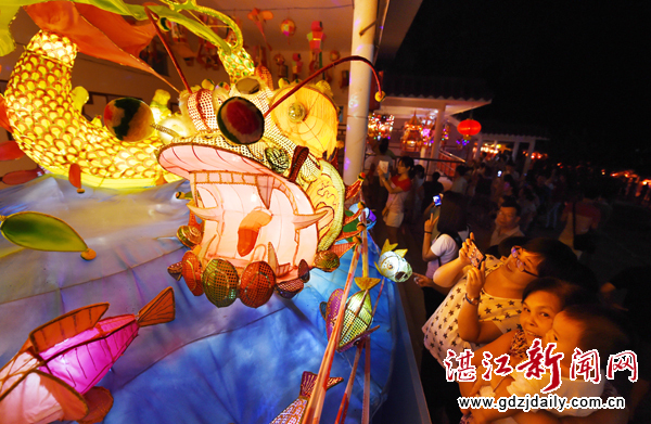 Lantern show celebrates Mid-Autumn Festival