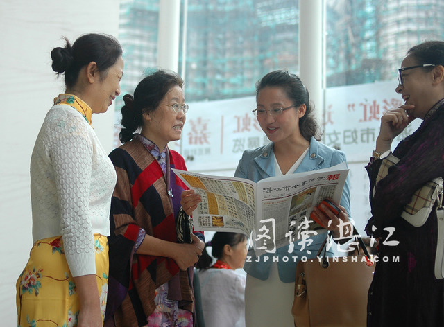 Zhanjiang holds women's calligraphy and painting exhibition