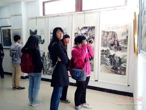 Painting tour exhibition from Jinchengjiang opens in Binyang