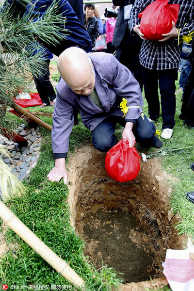 Now and then: Cremating more in China