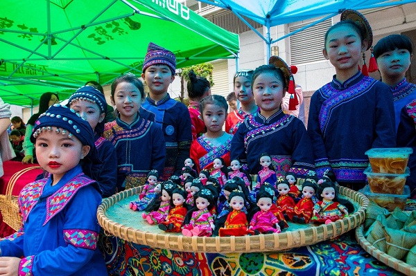 Hechi celebrates traditional Sanyuesan Festival