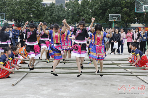 Guangxi traditions continue in Hechi