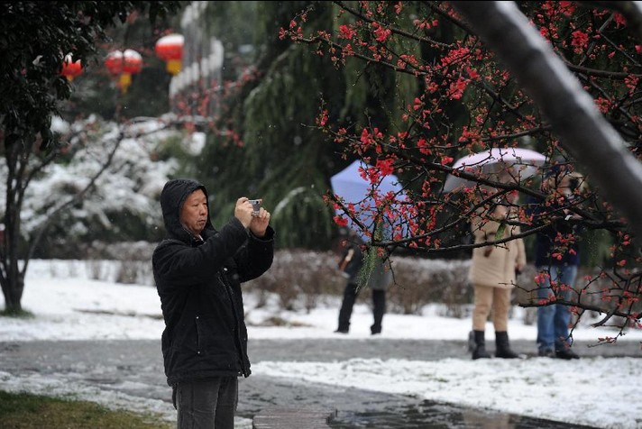 Heavy snow sweeps many parts of Guizhou