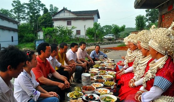 Guizhou's tourism revenue hits 2.49b yuan on Dragon Boat Festival