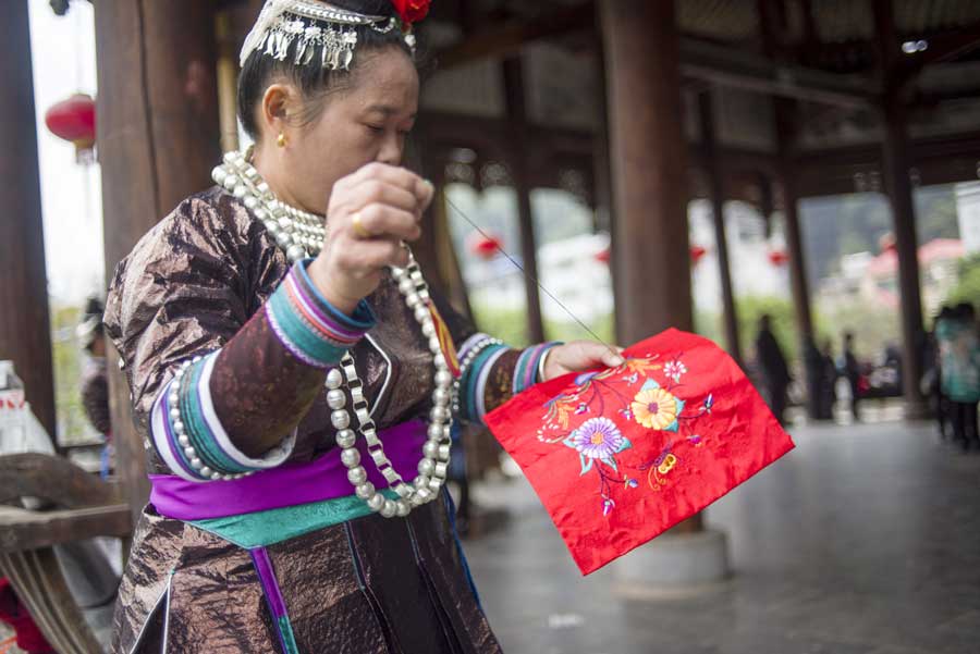 Grand Song resounds through Dong village