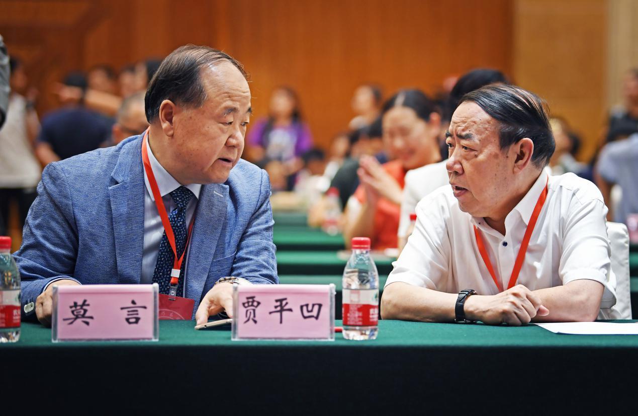 Sinologists focus on literary translation in Guiyang