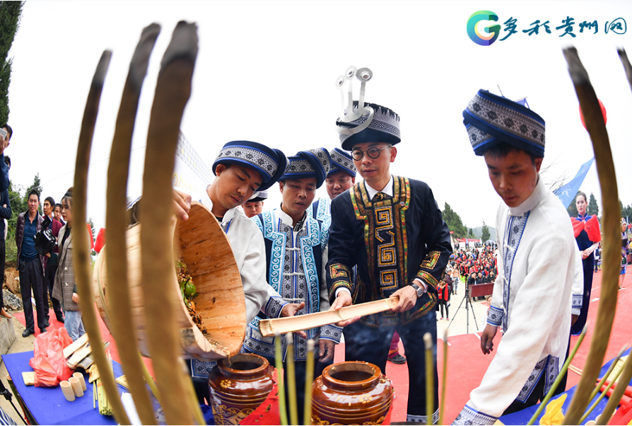 A look at Guizhou traditional baijiu-making skills