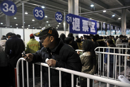 China combats heavy snow