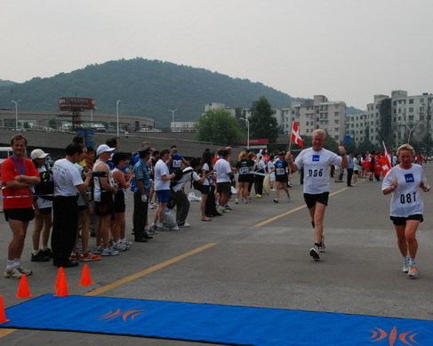 World Airline Road Race kicks off in Hangzhou