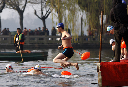 14th West Lake Winter Ironman Triathlon Welcome New Year