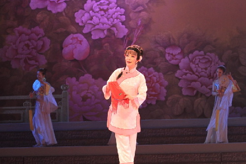 Colorful Operas of Zhejiang