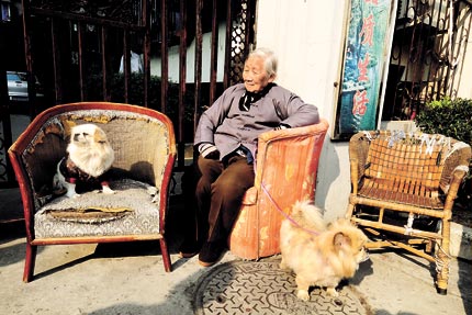 Elder-care hurdles as granny won't leave home