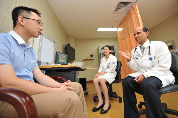 American general medical practitioner to train Chinese medical doctors