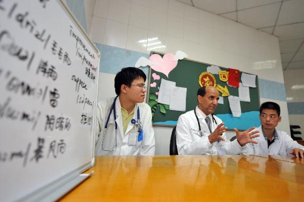 American general medical practitioner to train Chinese medical doctors