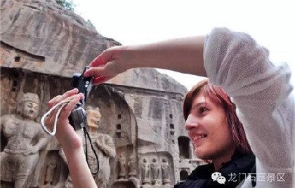 Shooting tips in Longmen Grottoes