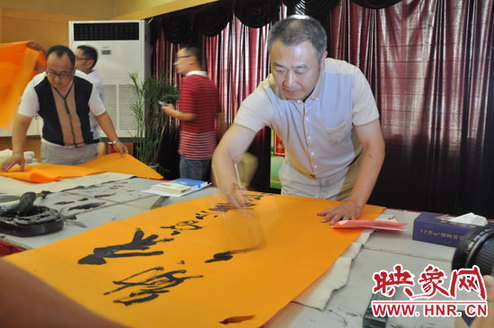 Painting and calligraphy exhibition marks war victory in Central China