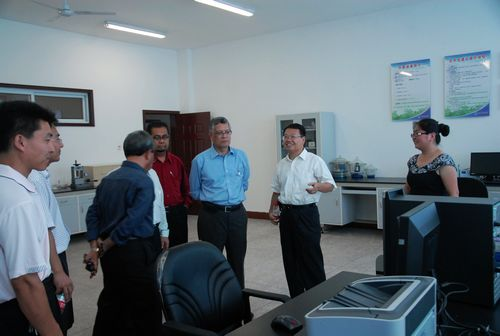 UNIKL delegation discusses cooperation with HUUC