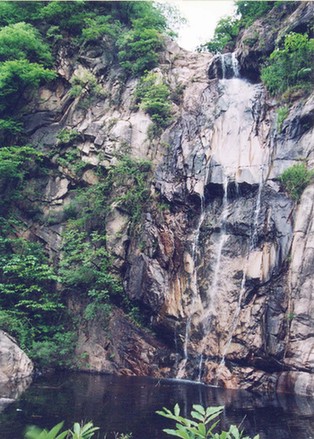 Liuyang Mountain Tongtian River scenic zone