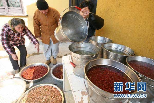 Laba heralds lunar New Year's approach