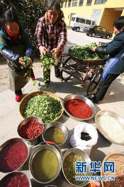 Laba heralds lunar New Year's approach