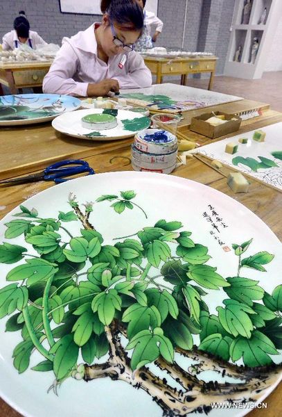 Delicate porcelain handicrafts