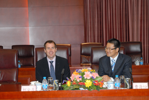 Microsoft Greater China Executives visit Huaqiao