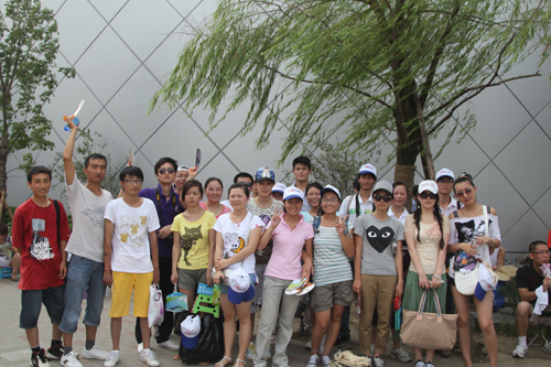 Experiencing Shanghai World Expo, tasting the culture of Huaqiao business park