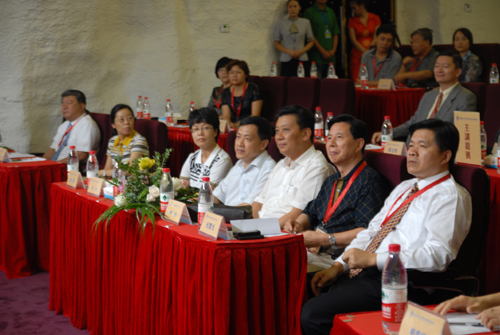 Cultural innovation summit opens in Huaqiao