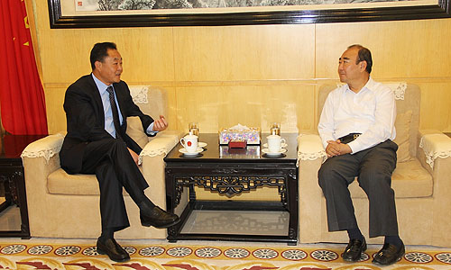 Nie Kai meets with Chinese ambassador and counsellor in Cambodia