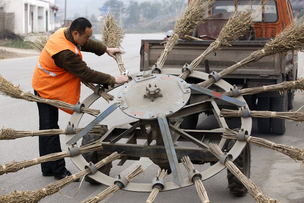 Magnificent men in their Chinese machines