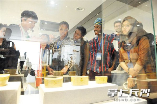 Changsha launches cultural events for foreigners