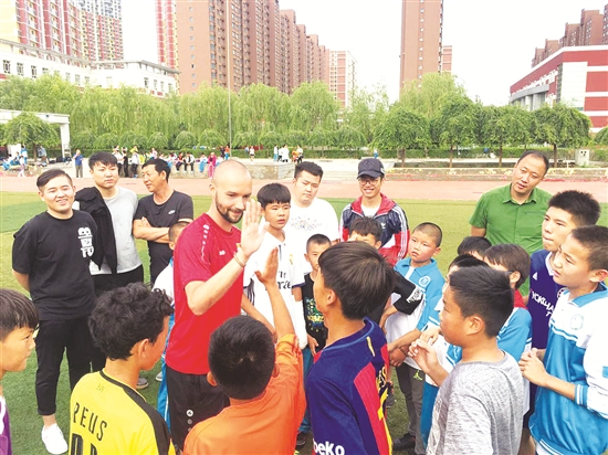 German coaches to improve campus soccer in Baotou