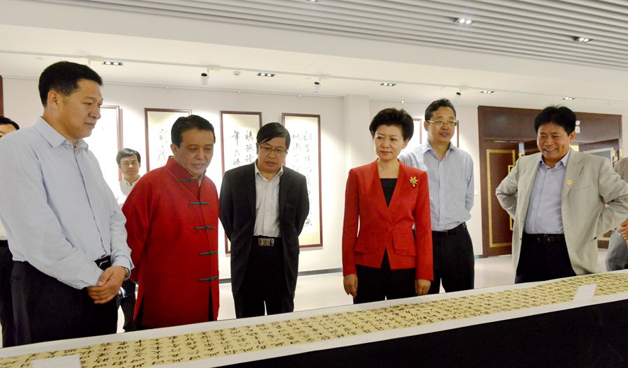 Inner Mongolia Normal University has art exhibit in Wuhai