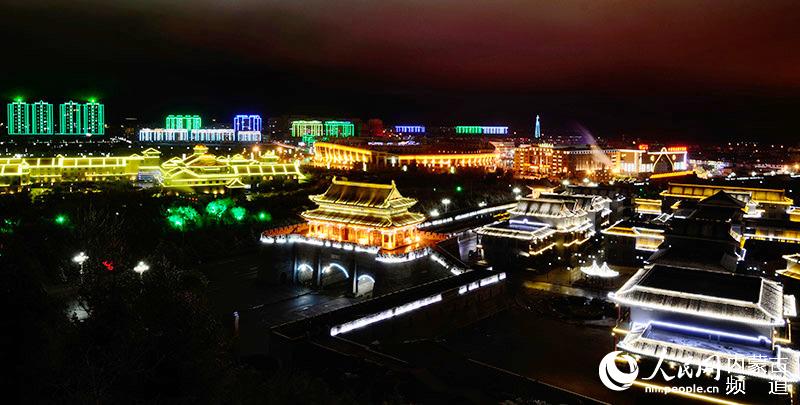 Night scenery of Bayanhot