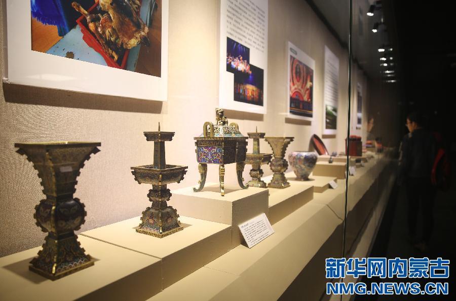 Mongolian ethnic antiquities on show in Xi’an