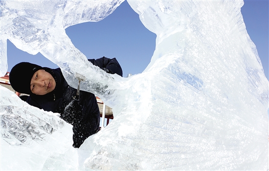 Countdown to snow and ice festival in N China