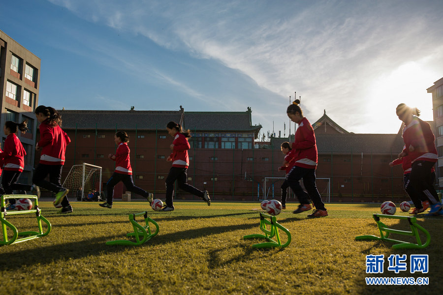 Hohhot girls enjoy soccer training