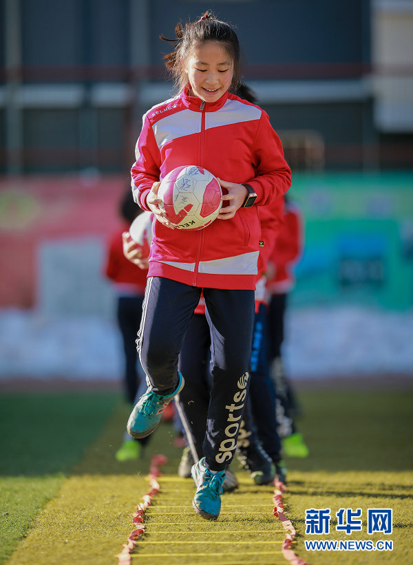 Hohhot girls enjoy soccer training