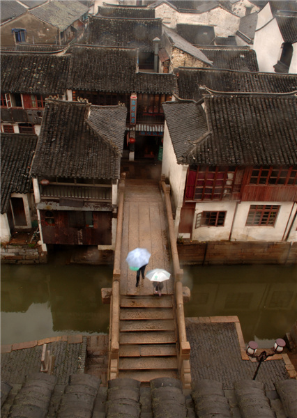 Zhouzhuang in the rain