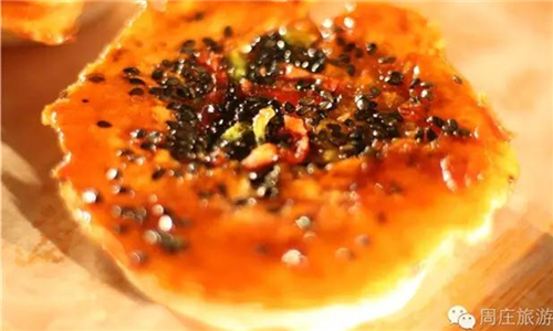 Relish late autumn Jiangnan snacks in Zhouzhuang