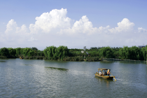 Zhouzhuang: China's first water-town