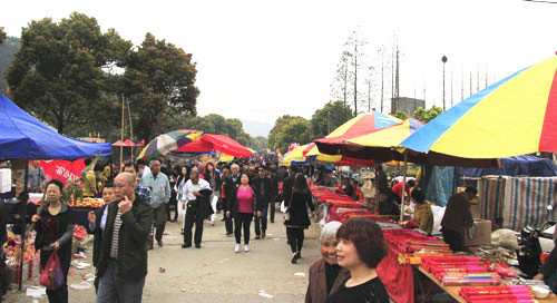 Junzhang Hill Temple Fair