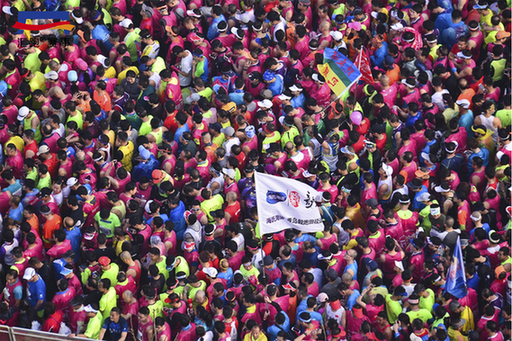 Record numbers as Wuxi marathon beamed around world