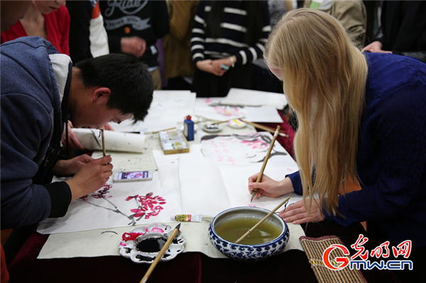 International students given taste of Chinese culture in Wuxi